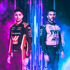 Toile F1 Esteban Ocon et Pierre Gasly au style rétro futuriste avec éclairage rose et bleu