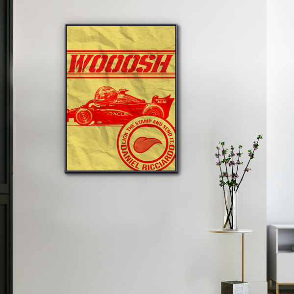 Affiche de Daniel Ricciardo en pleine action avec la Red Bull et le slogan WOOSH sur fond jaune et rouge style racing vintage