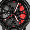 Gros plan sur la jante et l'étrier gravé PORSCHE, montre Porsche 718