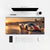 Mousepad Porsche 917K Le Mans 1970, sobre uma mesa clara com computador, teclado e mouse