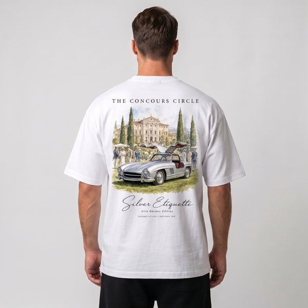 T-shirt blanc oversize Concours Circle avec print dos 300 SL Gullwing devant villa italienne, Tourismo Clothing