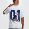 T-shirt blanc Max Verstappen, gros plan sur le visuel Red Bull et numéro 01 oversize
